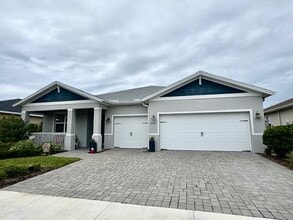 Building Photo - 16129 Lotus Wy