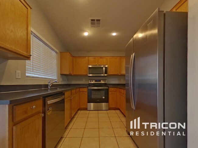 Foto del edificio - 2809 N 106th Ln