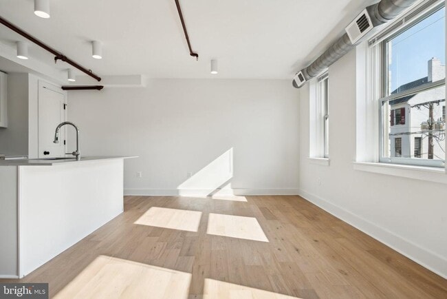 Foto del edificio - 901 King St