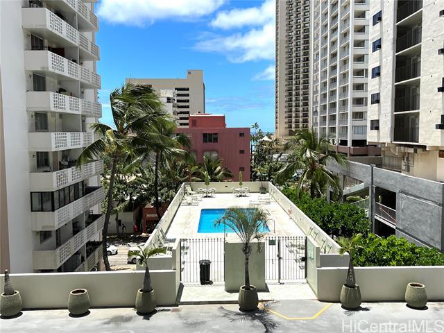 Foto del edificio - 2440 Kuhio Ave.