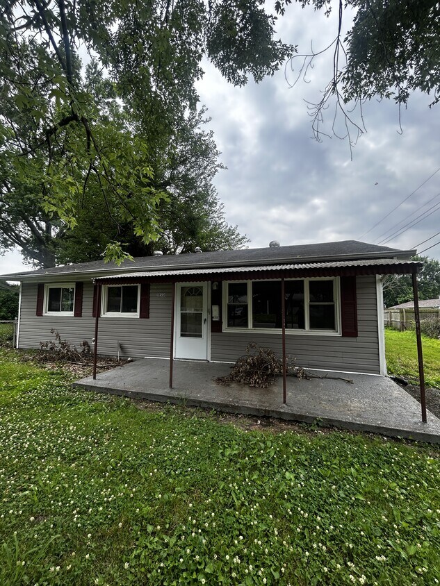 Primary Photo - 1150 Smith St