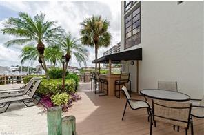 Building Photo - 271 Southbay Dr