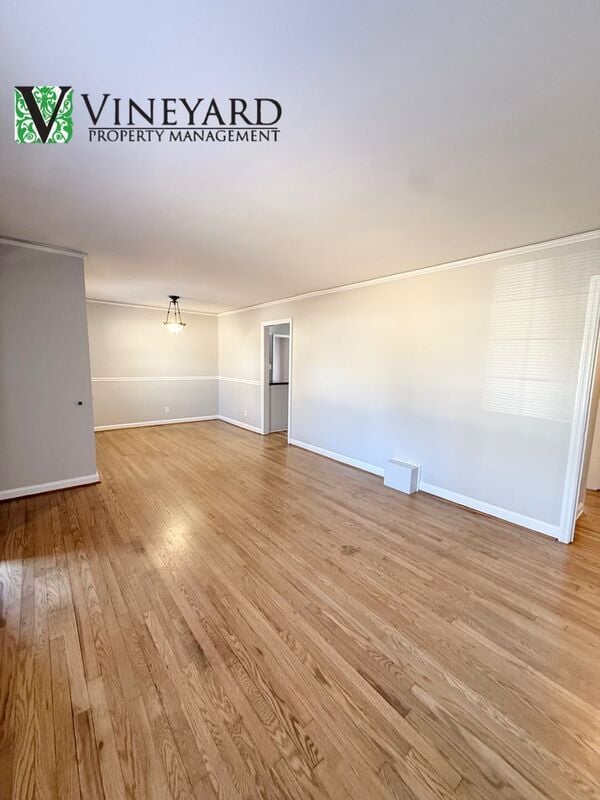 Building Photo - 50 Peachtree Cir SE