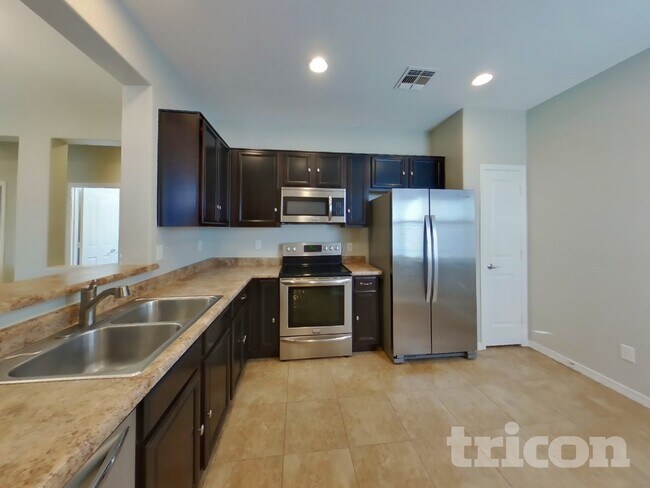 Foto del edificio - 723 W Dana Dr