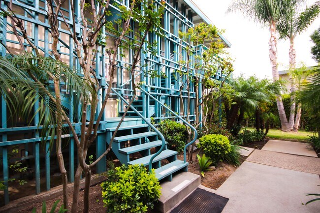 Foto del edificio - 976 E Villa St