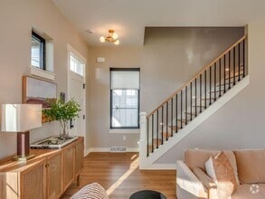 Building Photo - 458 Kinsale Ln