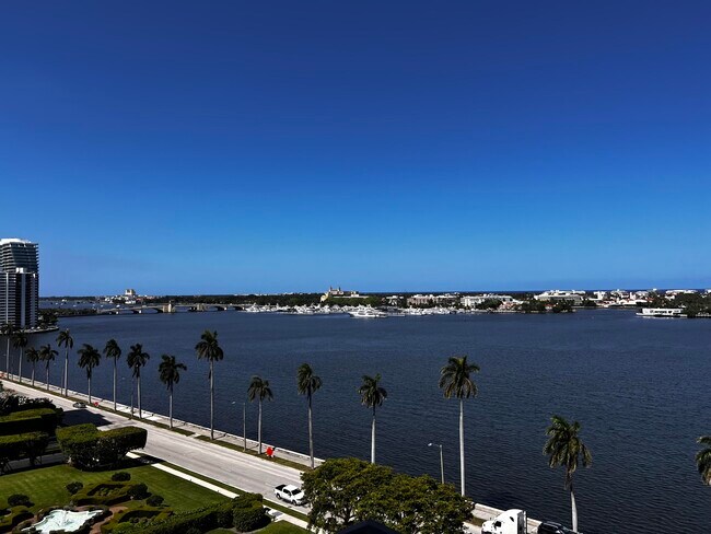 Foto del edificio - 1801 S Flagler Dr