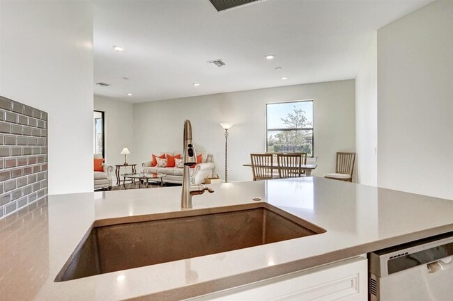 Building Photo - 17635 Camden Dr