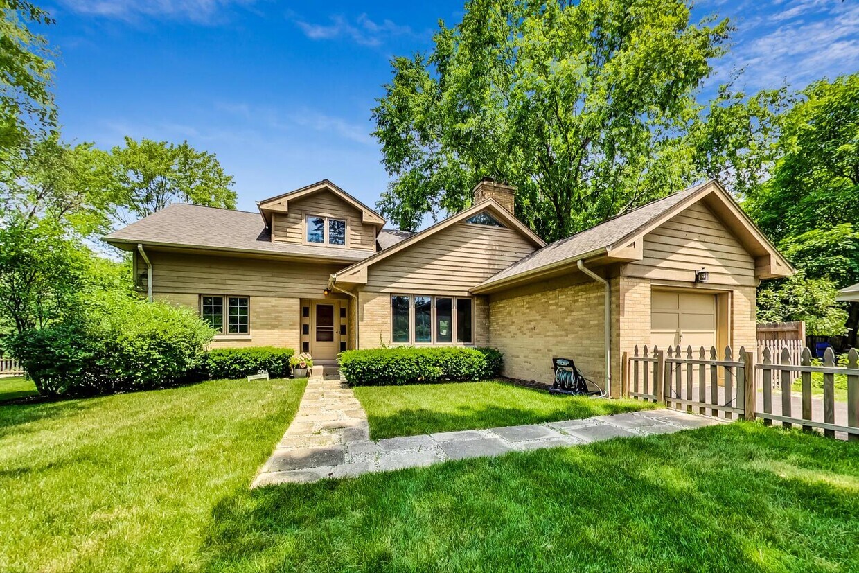 Foto principal - 504 Illinois Rd