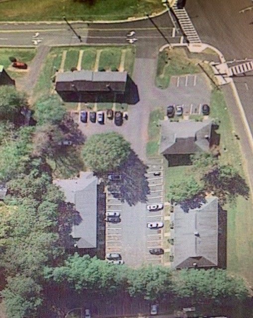 Primary Photo - 76 Grandview Ave