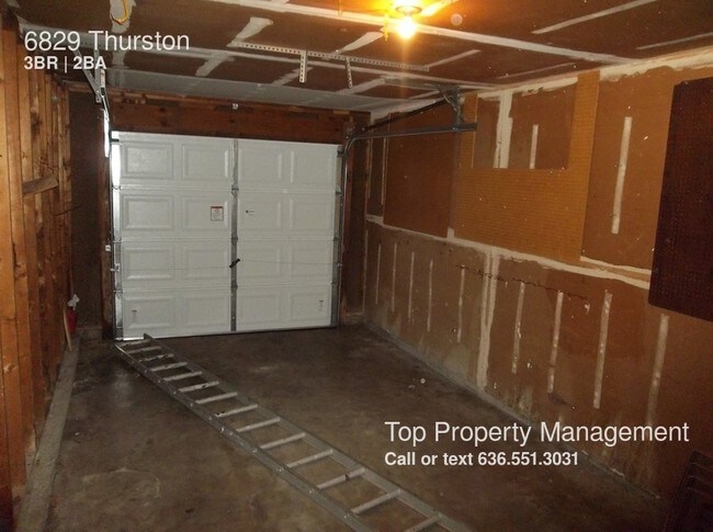 Building Photo - 6829 Thurston Ave