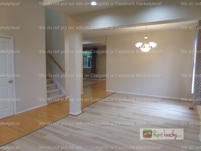 Foto del edificio - Meticulously Maintained 4-Bedroom Home in Sought-After Bothell Location!