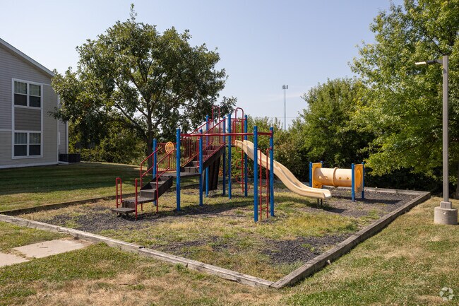 Patio de juegos - Lyn Crossing