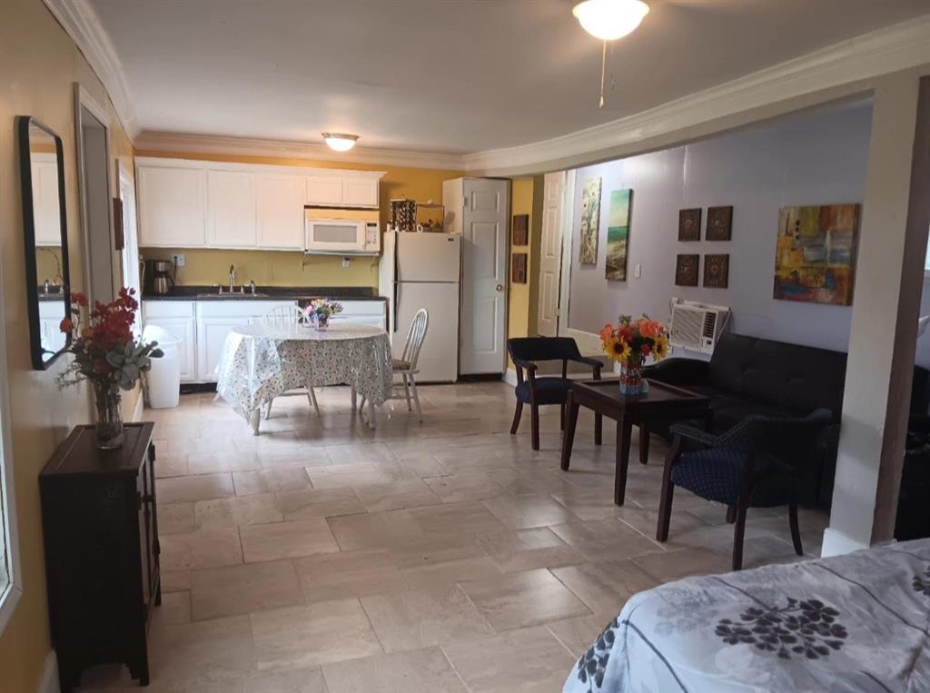 13231 TX541 Loop Unit C, Kendleton, TX 77451 Room for Rent in Kendleton, TX