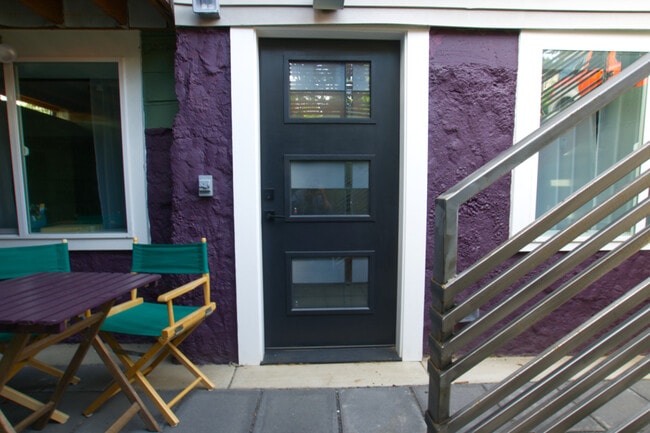 The front entry to your unit from your patio - 4157 SE Brooklyn St