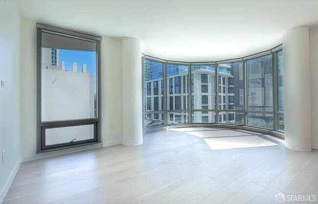 Building Photo - 355 1st St