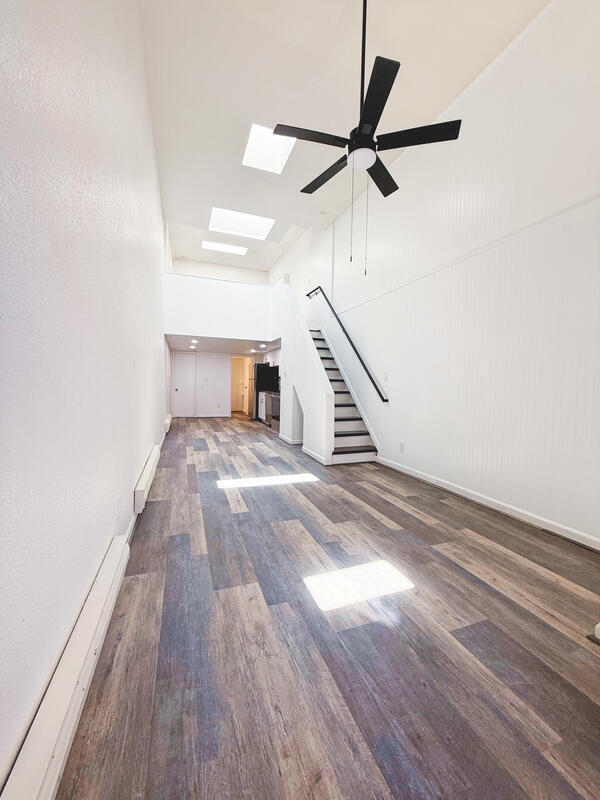 Foto del edificio - 1434 Miner St
