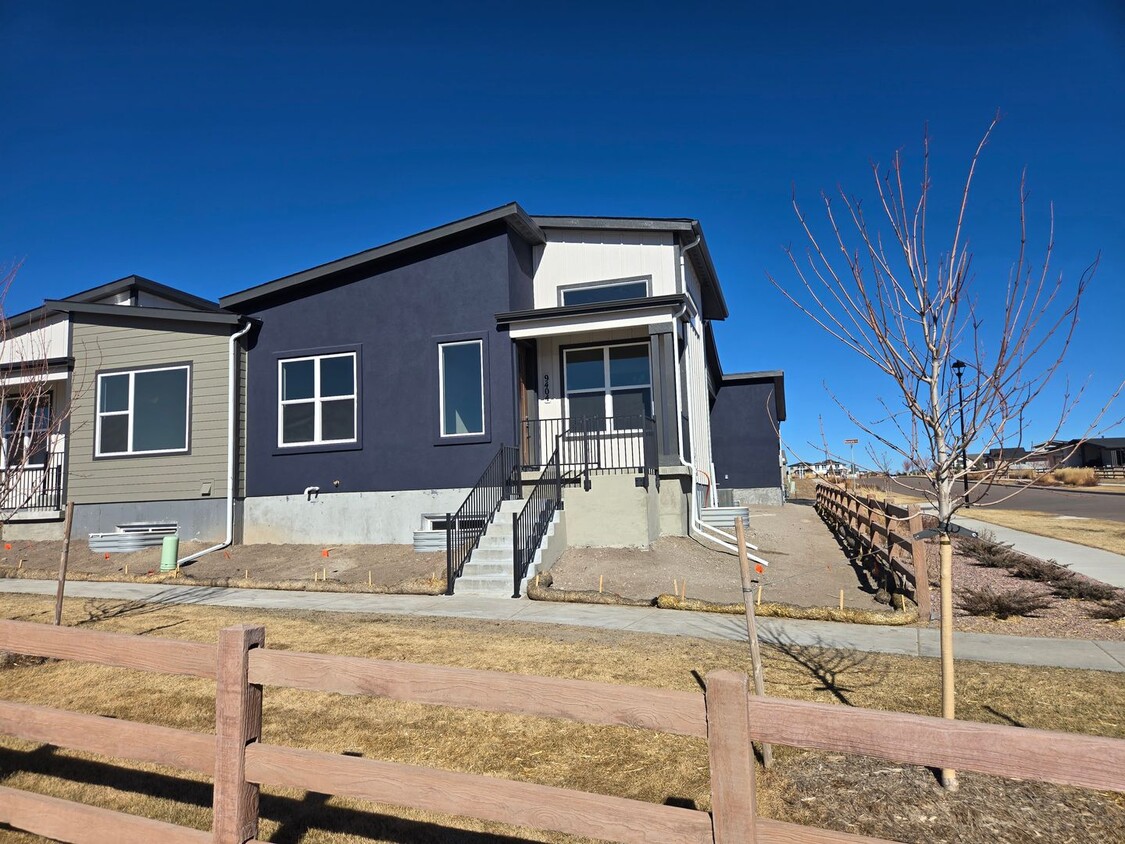 Brand New House with Breathtaking Views of Pikes Peak - Brand New House with Breathtaking Views of Pikes Peak