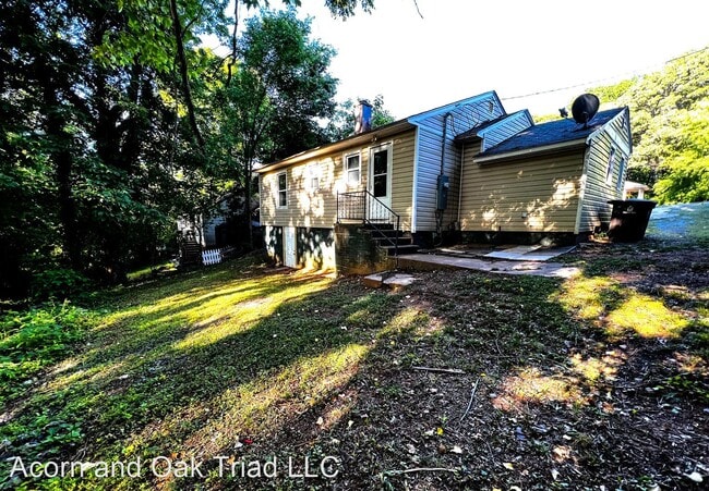 Building Photo - 2 br, 1 bath House - 3625 Yale Avenue