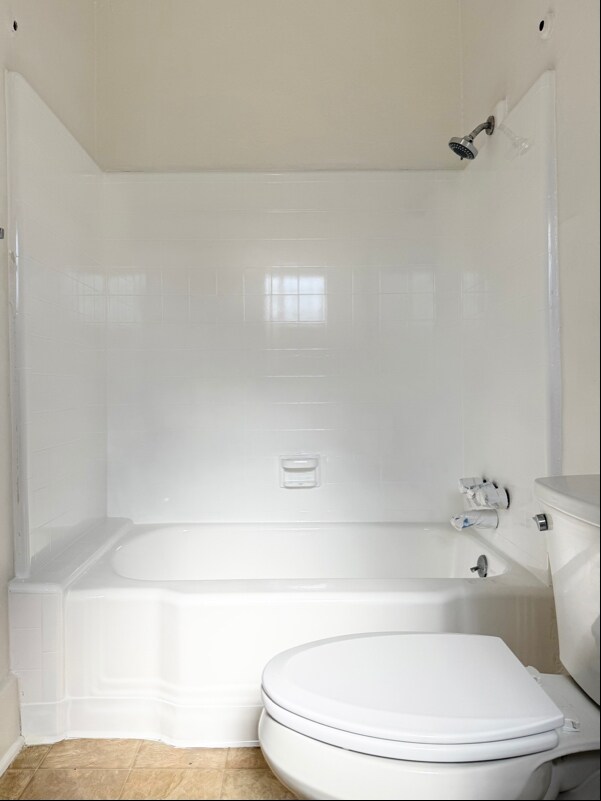 Foto del edificio - 1016 1/2 W 108th St