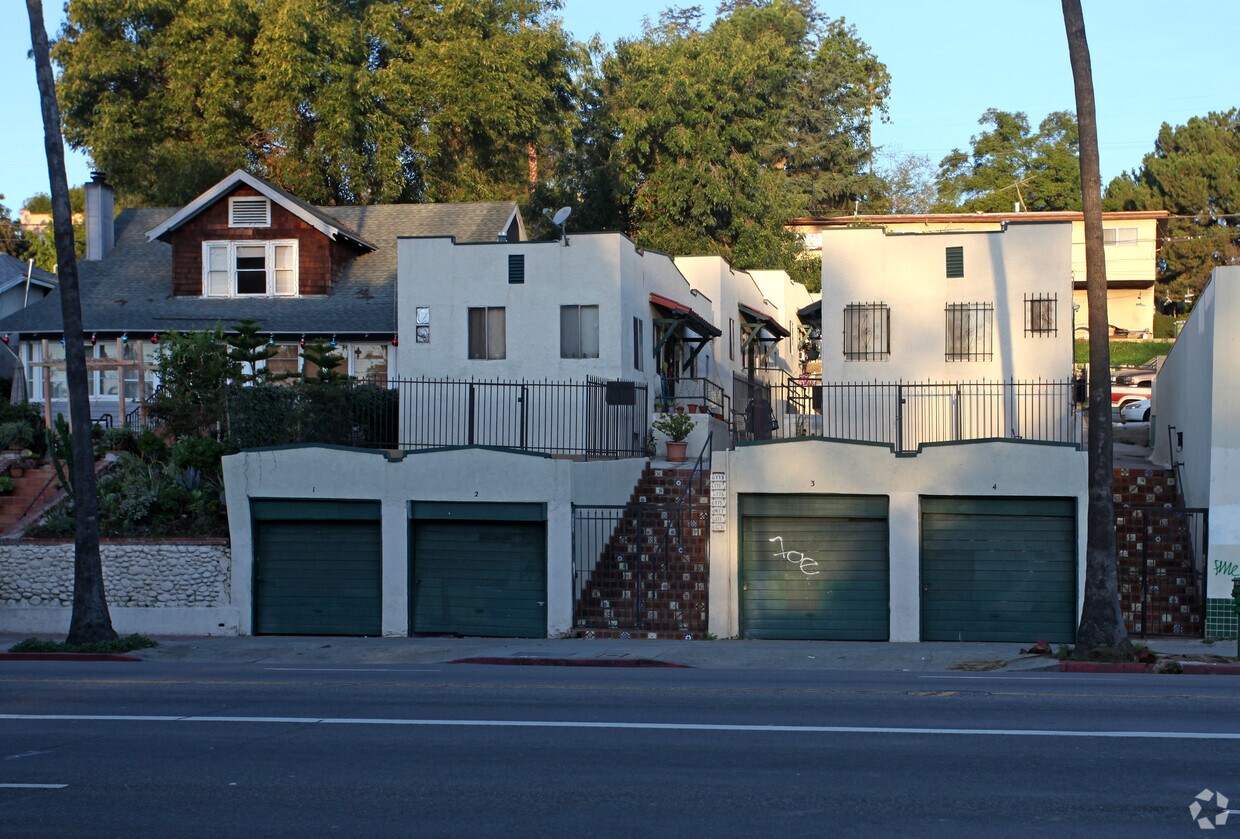 Foto principal - 6173 N Figueroa St