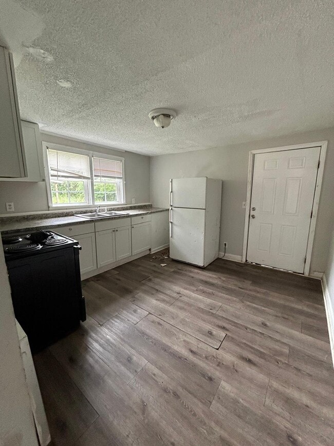 Photo - 1221 Session St Apartment