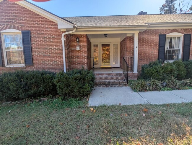 Building Photo - 8913 Oneal Rd