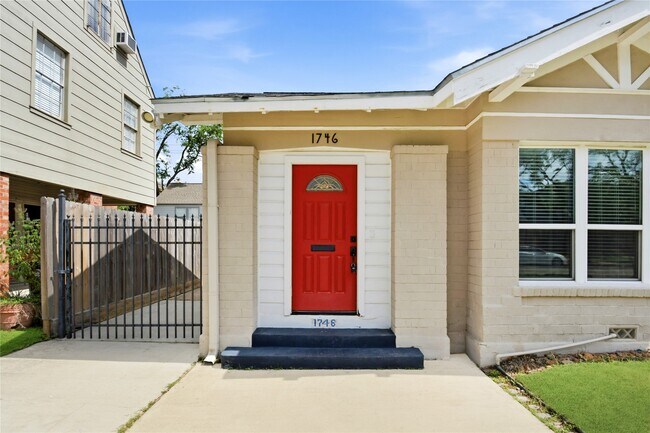 Foto del edificio - 1746 Colquitt St