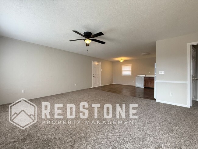 Foto del edificio - 431 Cleveland Ct