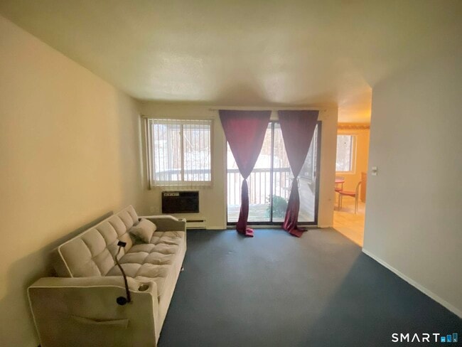 Foto del edificio - 7 Padanaram Rd