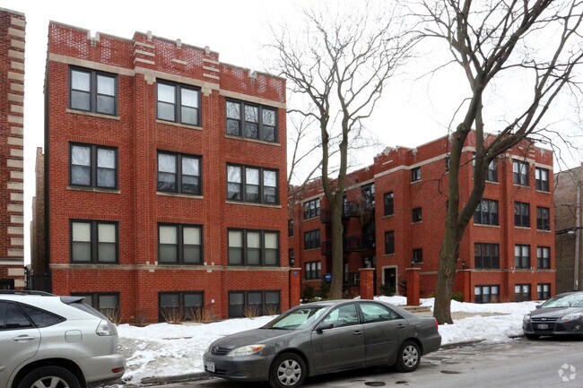 Building Photo - 5909 N Paulina St