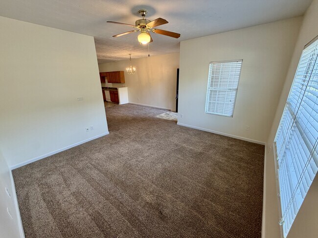 Building Photo - 2510 Marlin Dr