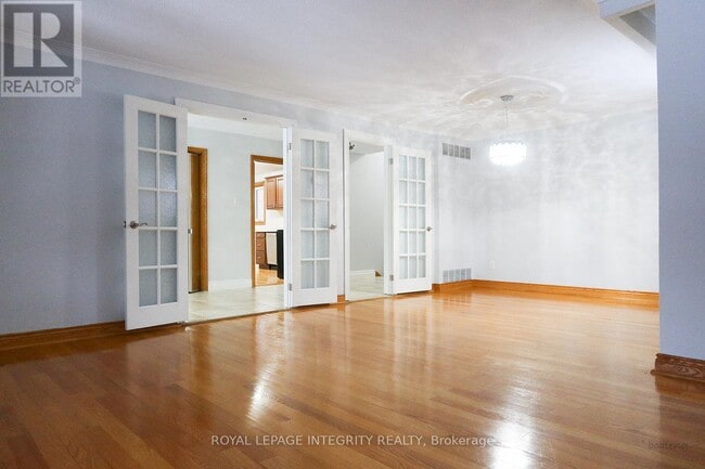 Building Photo - 56 Francis St