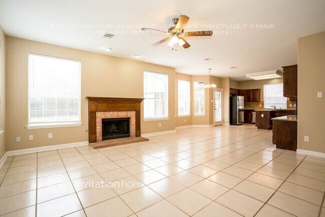 Building Photo - 2119 Autumn Cove Dr