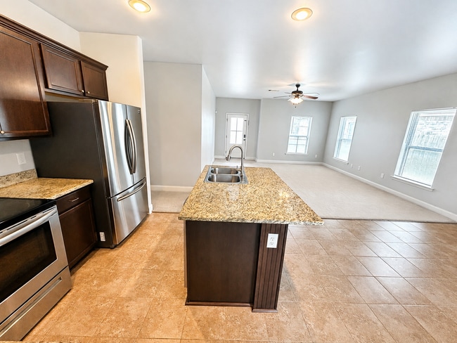 Building Photo - 13870 Maddie Cir