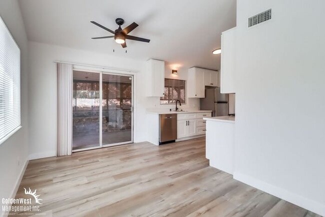 Foto del edificio - Charming 3Bdm 2Ba Home in Spring Valley!
