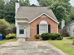Building Photo - 2802 Pine Valley Way NW