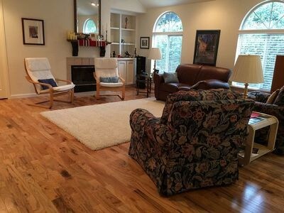 Building Photo - 9487 Dartry Ct