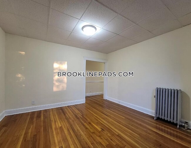 Foto del edificio - 364 Riverway