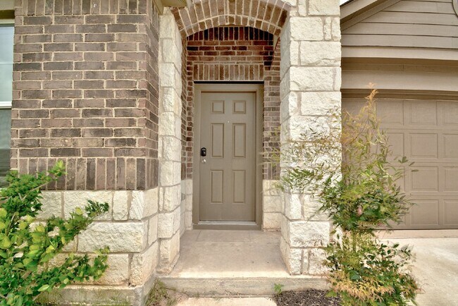 Building Photo - 14904 Custis Ln
