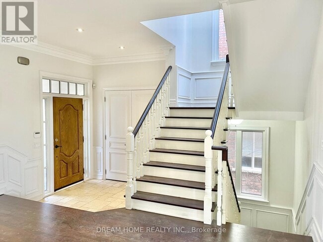 Building Photo - 25A OAK AVENUE