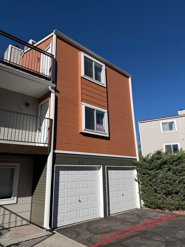 Foto del edificio - 516 Winnie Way