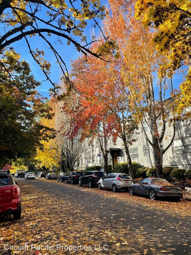 Foto principal - Studio, 1 bath Apartment - 2737 NW Upshur ...
