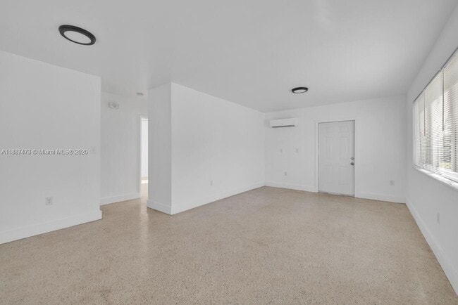 Foto del edificio - 501 NE 82nd Terrace