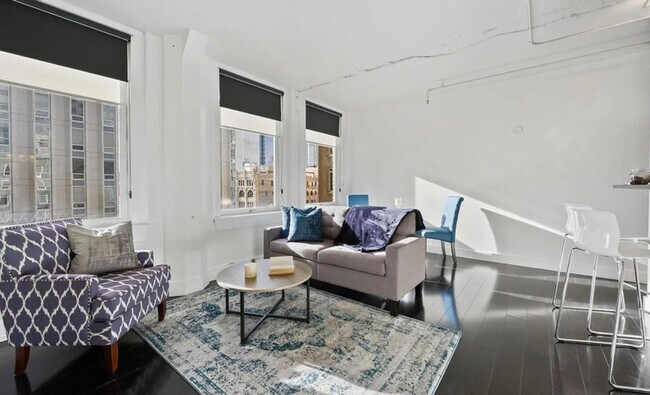 Building Photo - 444 17th St