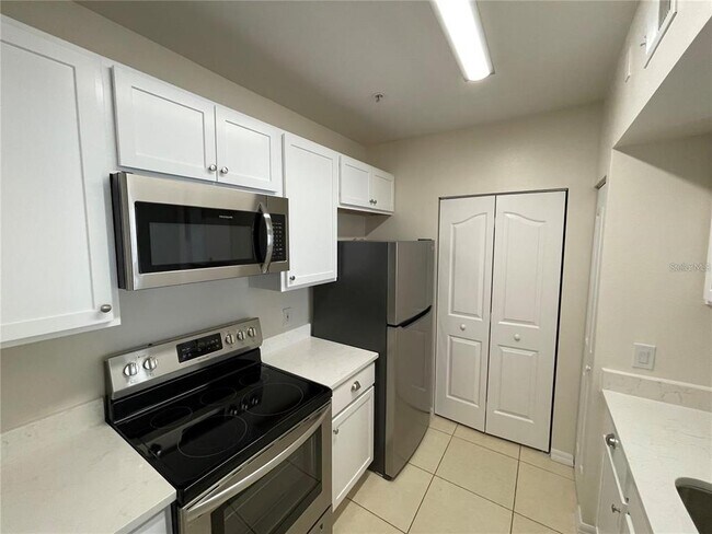 Foto del edificio - 1020 Siena Park Blvd W