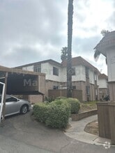 Building Photo - 10235 Madrid Way