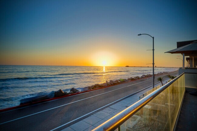 Foto del edificio - 714 S The Strand