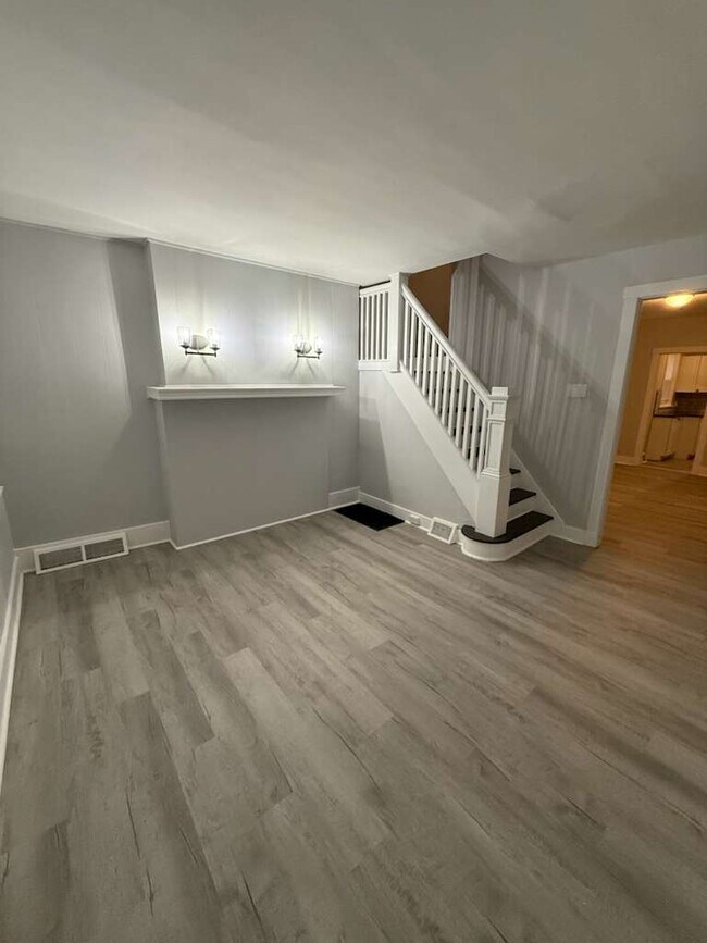 Foto del edificio - 1659 Methyl St