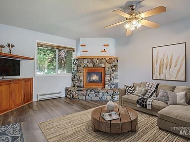 Building Photo - 3 BED 2 BATH HOME FOR RENT